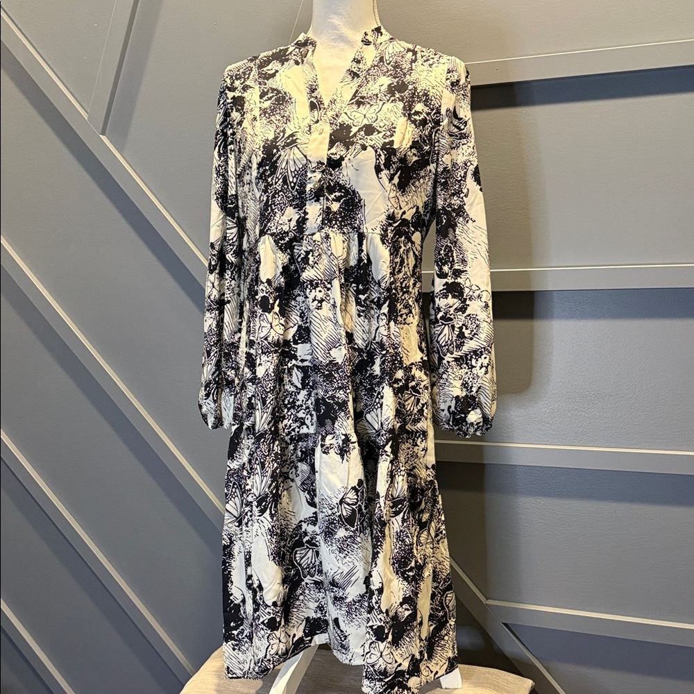 SHEIN Black and White Floral Midi Dress (M)